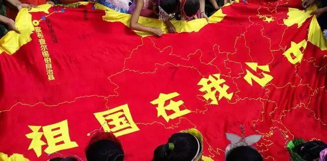 吴谨言晒短发造型，短发的她又多了什么魅力？游戏画面